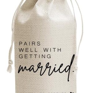 DOI-LANEE Wedding Wine Gift Bag Married Gifts for Bride Groom Bridal Shower Gifts Engagement Wedding Party Decorations Supplies Newlywed Honeymoon, 1 Pcs Burlap Wine Bottle Cover Bag - DL366