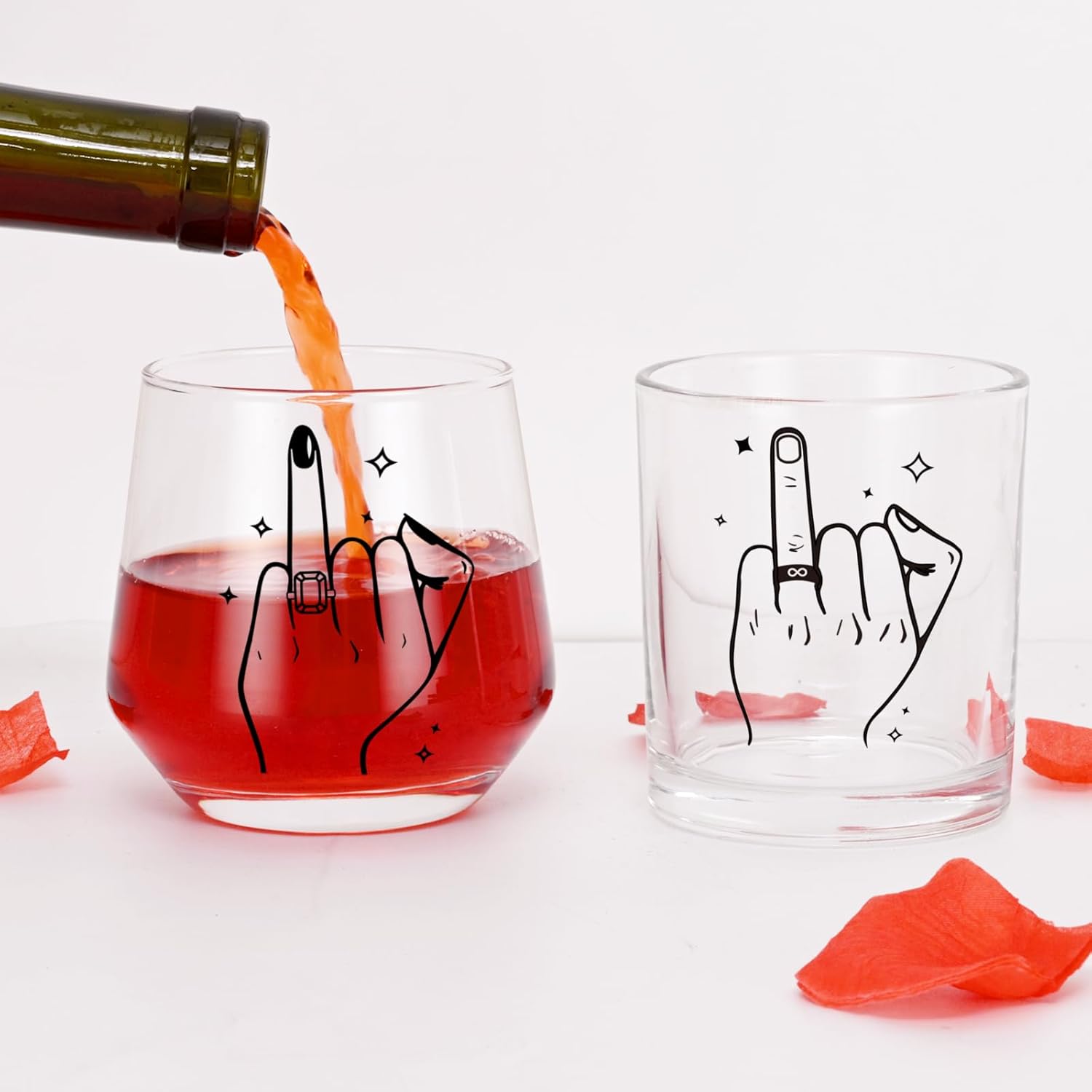 Futtumy Ring Finger Wine Glasses and Whisky Glasses, Wedding Gifts for Couples, Bridal Shower Gifts, Engagement Gift, Bride and Groom Gift, Engagement Present for Couples Mr. Mrs. His Hers