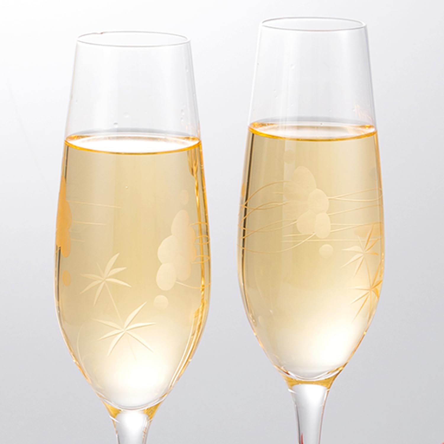 Champagne Flutes, Wedding Champagne Glasses for Bride and Groom Toasting Set of 2 with Engraved Romantic Clouds and Stars Design, Bridal Shower Anniversary Decorations