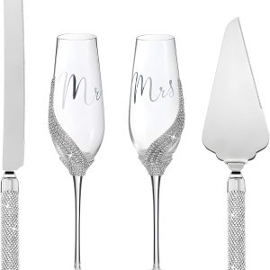 Sratte 4 Pcs Wedding Cake Knife and Champagne Flutes Server Set, Toasting Crystal Rhinestone Champagne Flutes Glasses Cake Knife Pie Server Wedding Gifts for Couple Bride Groom (Silver,Classic)