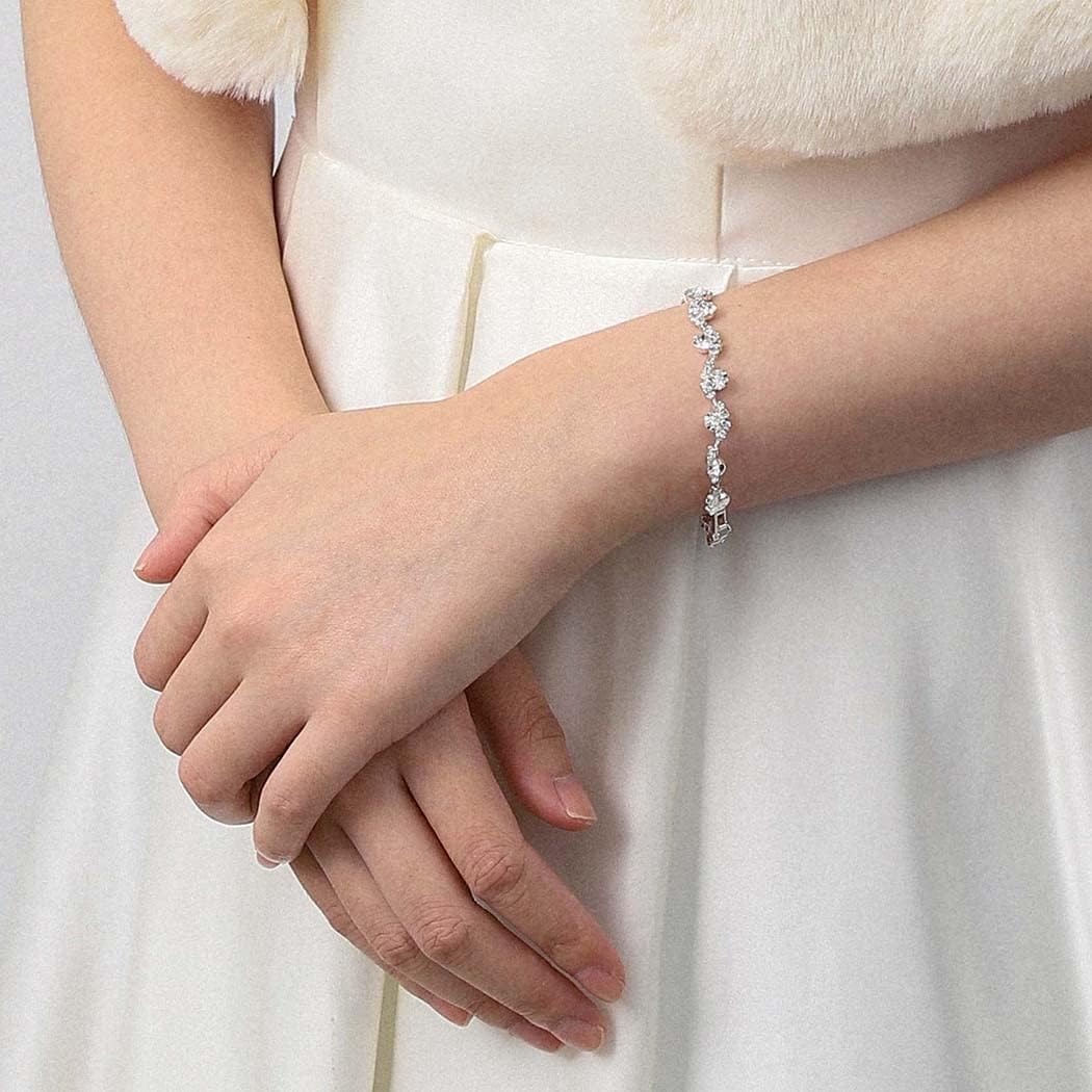 Unicra Bride Crystal Necklace Earrings Set Bridal Wedding Jewelry Sets Rhinestone Choker Necklace Costume Jewelry Set for Women and Brides (3 piece set – 2 earrings and 1 necklace)