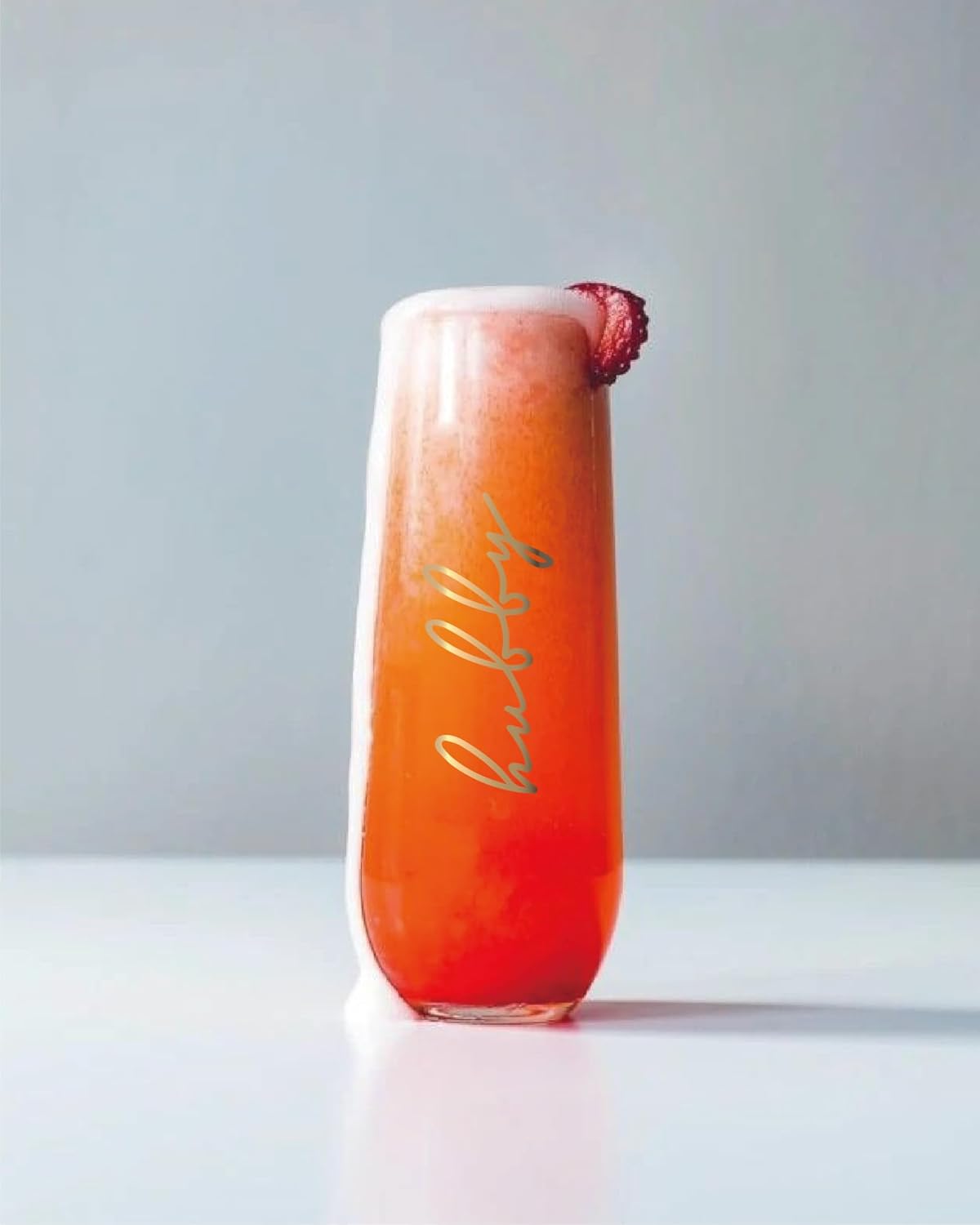 Hubby and Wifey Champagne Flutes, Wedding Flutes for Bride and Groom, Crystal Stemless Wine Glasses for Wedding, Newlyweds & Engagement