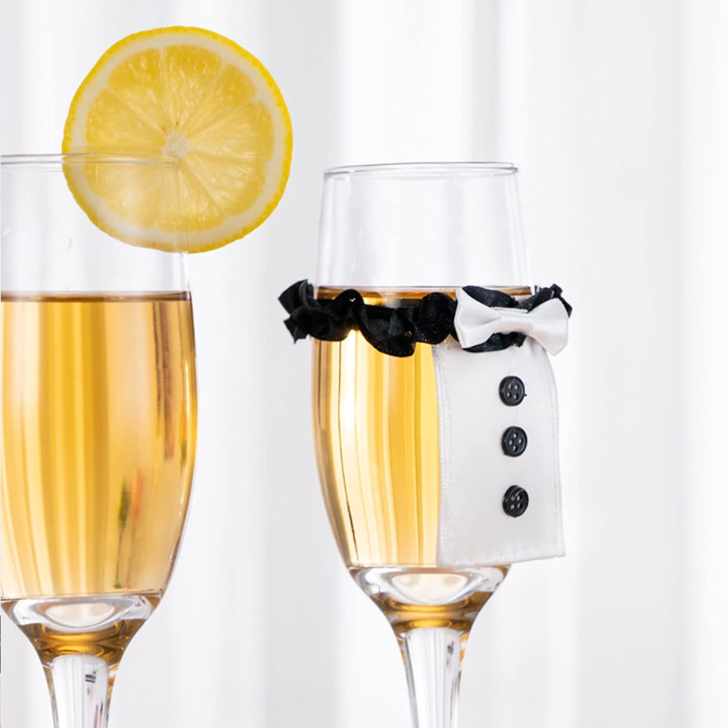 2PCS Marriage Bride Groom Wine Cups Decoration Champagne Wedding Glasses Cups Decoration Engagement Party Ornaments for Women and Man Wedding Champagne Flutes Toast Glass Accessories