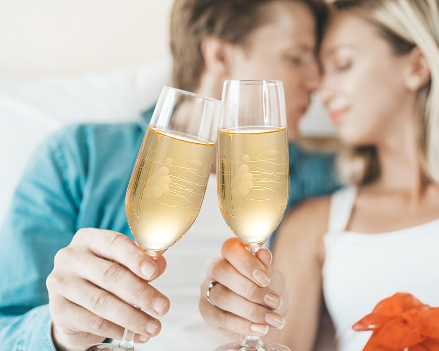 Champagne Flutes, Wedding Champagne Glasses for Bride and Groom Toasting Set of 2 with Engraved Romantic Clouds and Stars Design, Bridal Shower Anniversary Decorations