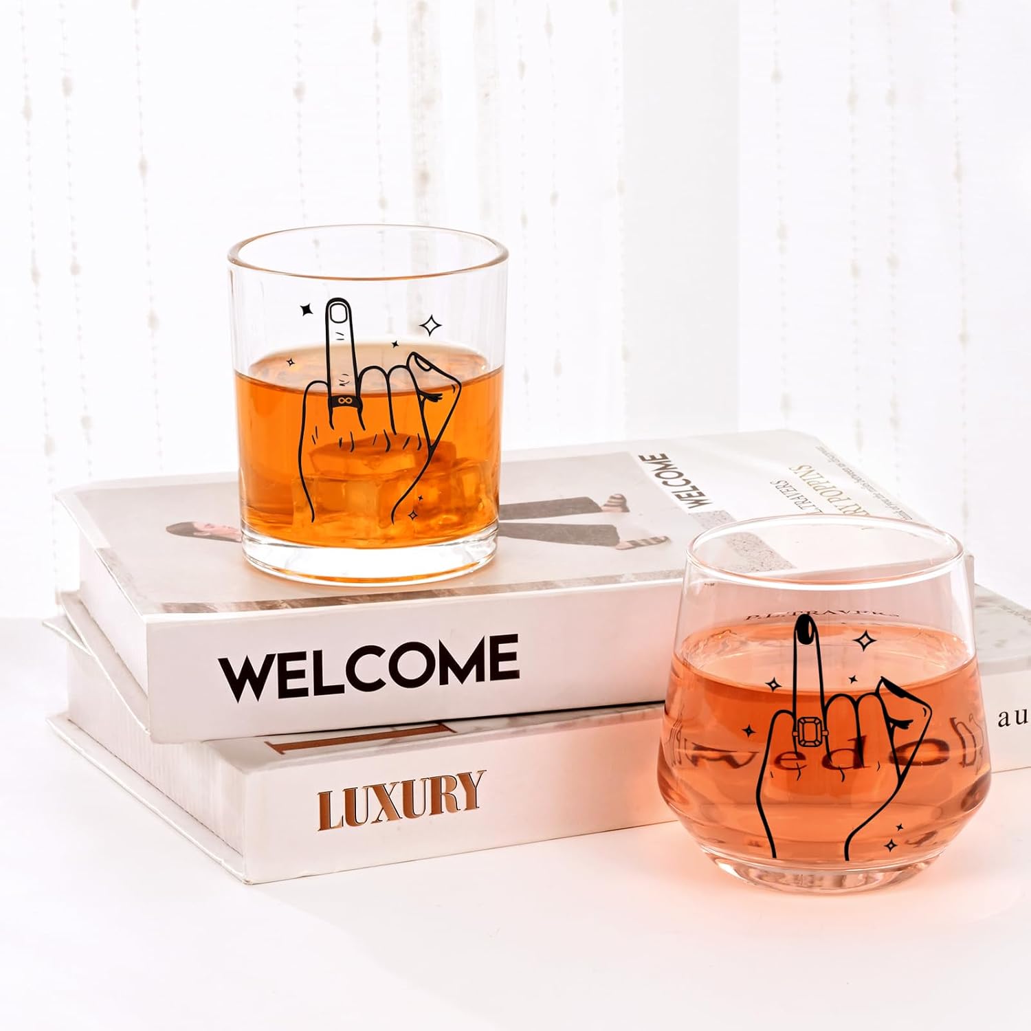 Futtumy Ring Finger Wine Glasses and Whisky Glasses, Wedding Gifts for Couples, Bridal Shower Gifts, Engagement Gift, Bride and Groom Gift, Engagement Present for Couples Mr. Mrs. His Hers