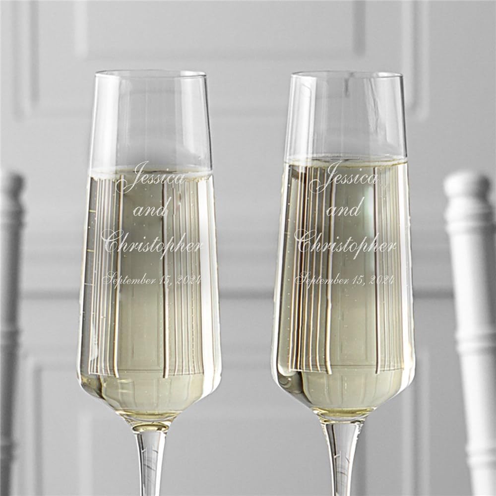 GiftsForYouNow Personalized Wedding Couple Champagne Estate Glasses Set of 2, Laser Engraved, 9.5 oz, Champagne Flutes for Wedding, Gift for Birde and Groom, Wedding Reception
