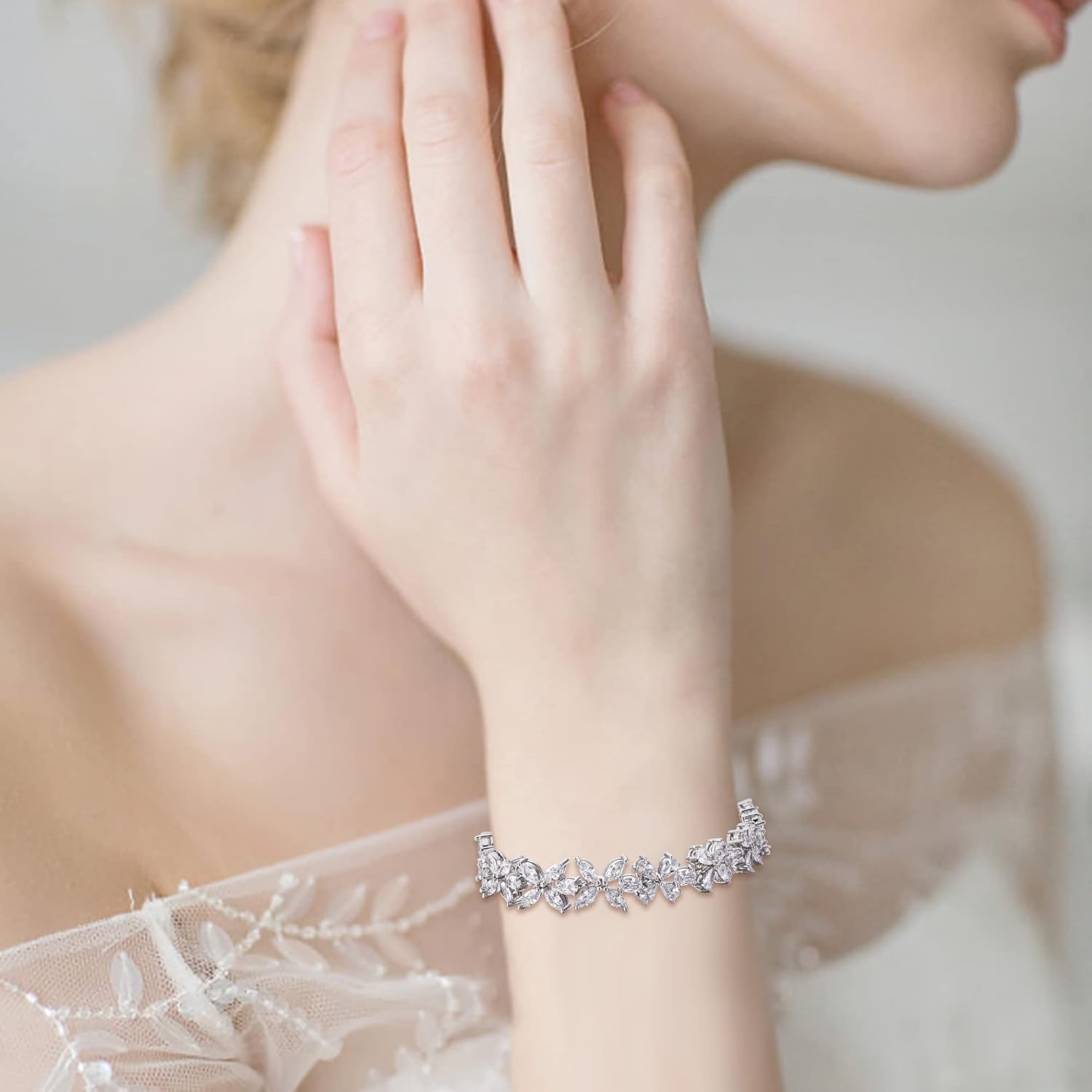 Crysdue Wedding Jewelry Set for Women, Floral Leaf Vine Teardrop Necklace Dangle Earrings Bracelet and Hair Comb, Cubic Zirconia Elegant Party Prom Jewellery for Bridal Bridesmaid