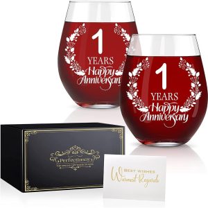 Perfectinsoy 1 Years Happy Anniversary Wine Glass Set of 2, Happy 1th Anniversary Wedding Gifts for Mom, Dad, Soulmate, Couple, Funny Vintage Unique Personalized, 1 Years Gifts