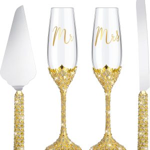 Sratte 4 Pcs Wedding Cake Knife and Champagne Flutes Server Set, Toasting Crystal Rhinestone Champagne Flutes Glasses Cake Knife Pie Server Wedding Gifts for Couple Bride Groom (Gold,Elegant)