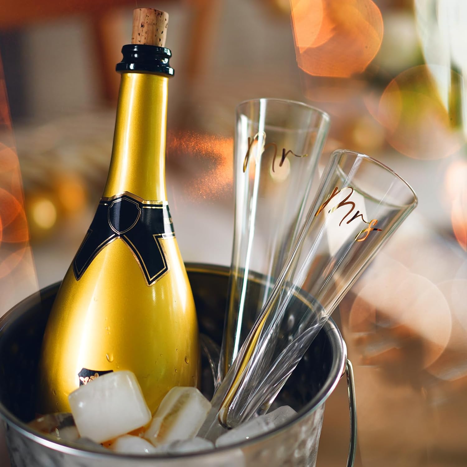 NUTRIUPS Mr & Mrs Champagne Flutes, Wedding Toasting Flutes for Bride and Groom, Hand Blown Crystal Prosecco Glasses for Anniversary, Set of 2