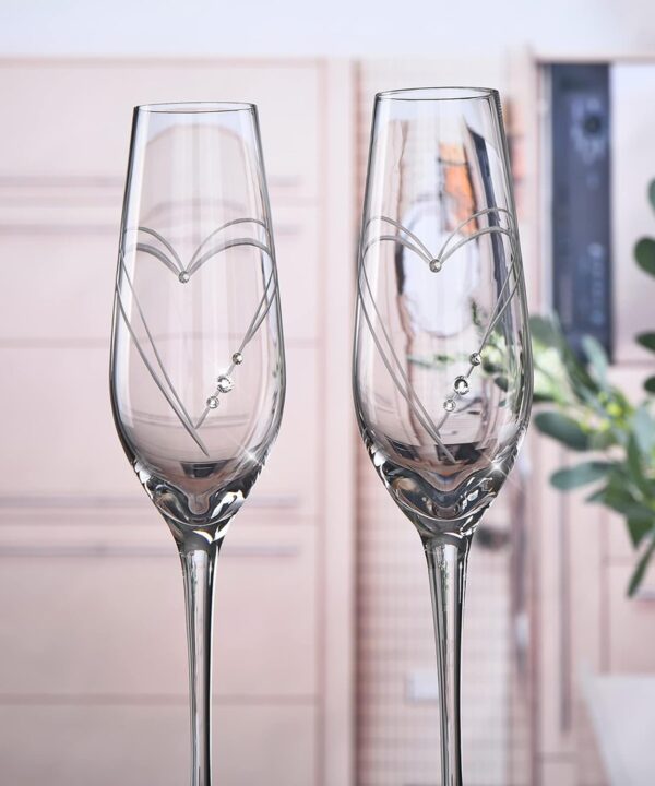 Champagne Flutes, Bride and Groom Wedding Toasting Champagne Glasses Set of 2 with Engraved Love Heart Design Embellished with Crystal, Wedding Engagement Christmas Presents for Couple