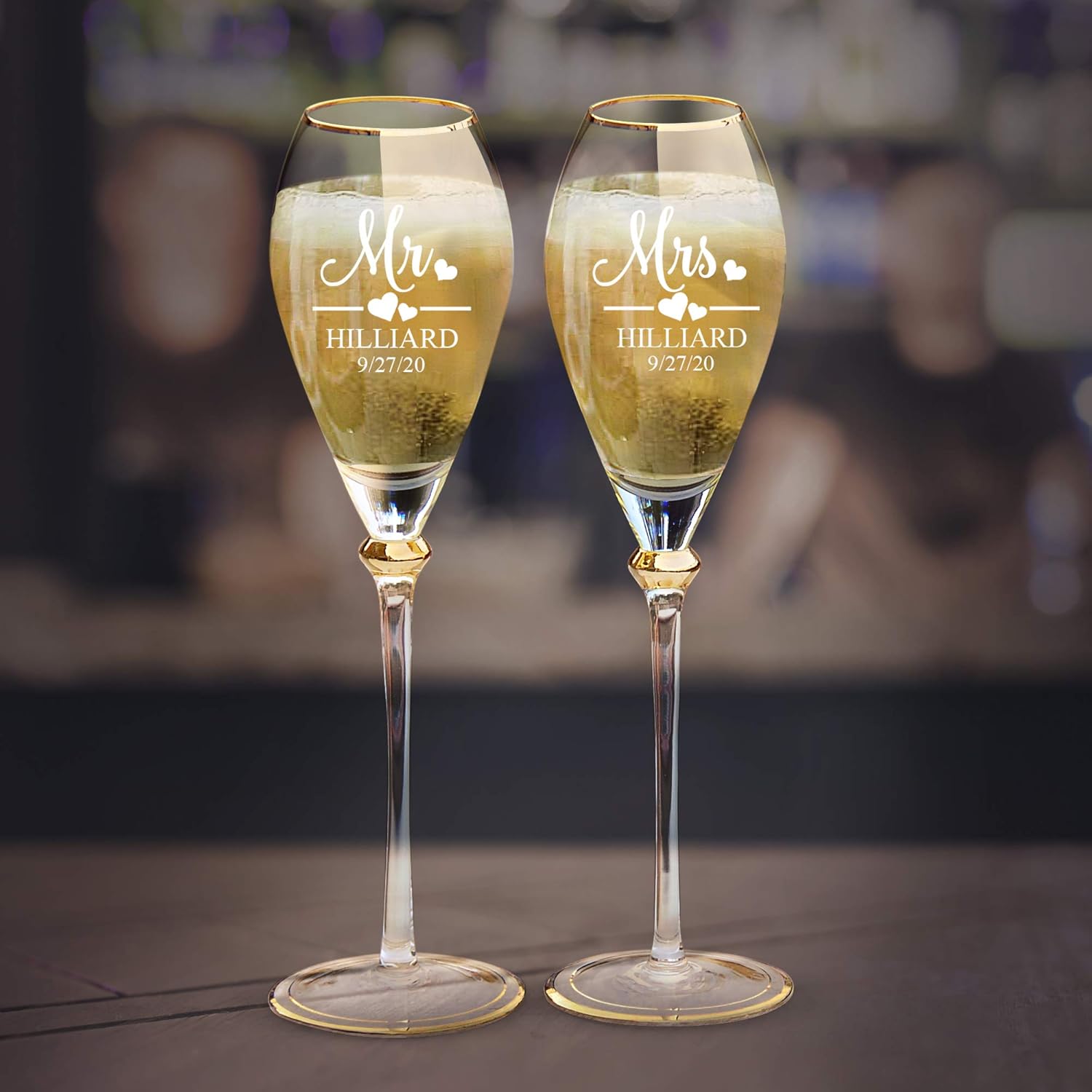 Mr and Mrs Wedding Toasting Champagne Flutes, Set of 2, Laser engraved Tosting Flutes Engraved Personalized Glasses for Bride and Groom