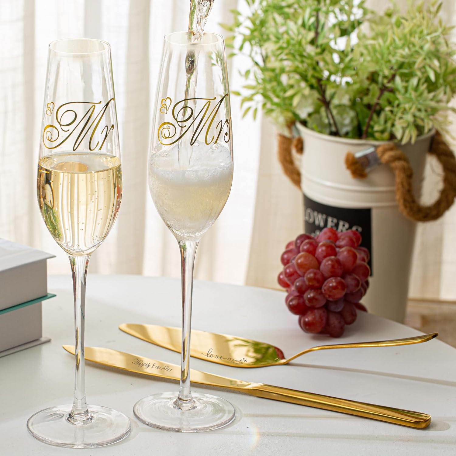 Wedding Cake Knife and Server Set, Mr and Mrs Champagne Flutes With Cake Cutting Set, Glasses for Bride and Groom (Gold)