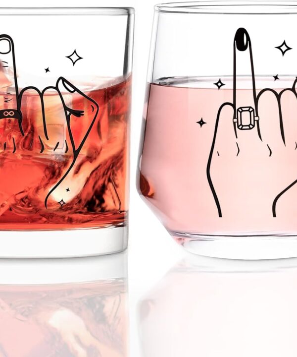 Futtumy Ring Finger Wine Glasses and Whisky Glasses, Wedding Gifts for Couples, Bridal Shower Gifts, Engagement Gift, Bride and Groom Gift, Engagement Present for Couples Mr. Mrs. His Hers