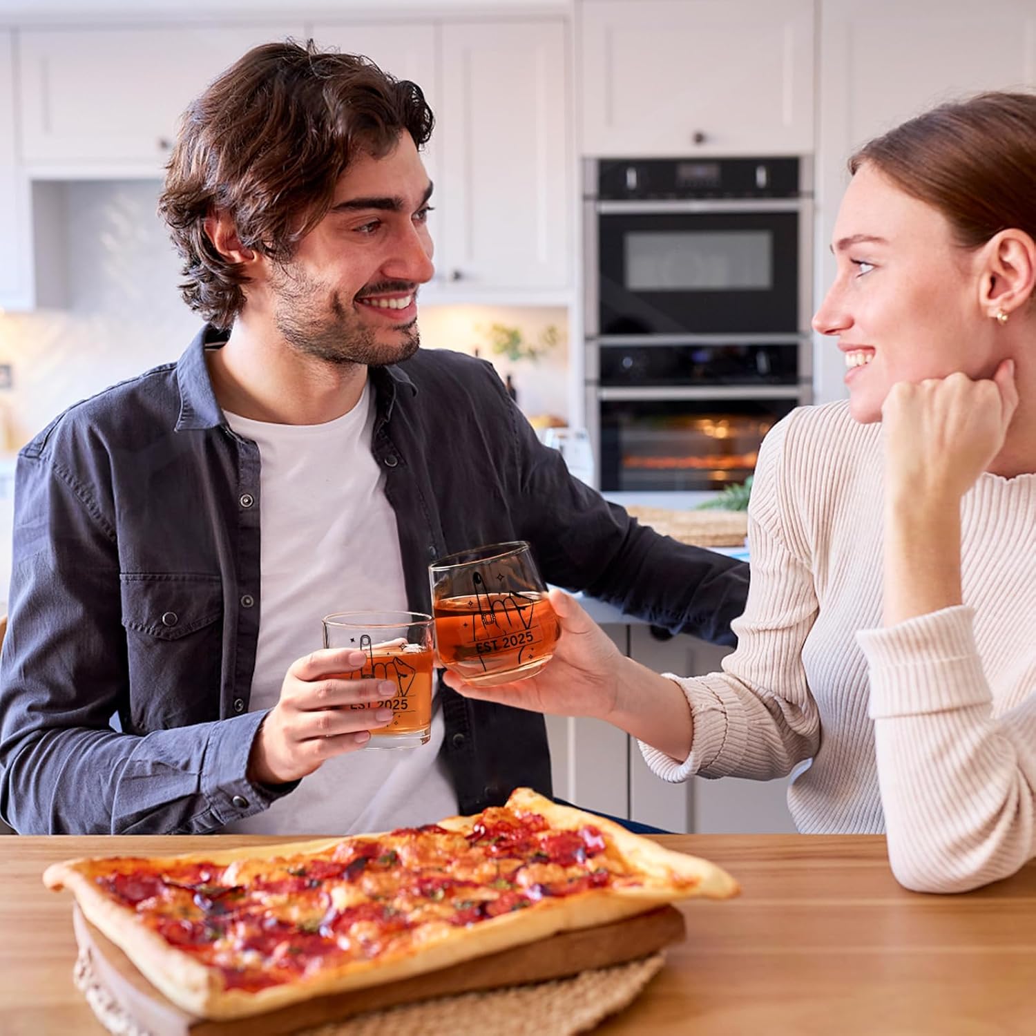 Futtumy Ring Finger Est 2025 Wine Glasses Set of 4, Wedding Gifts for Couples, Bridal Shower Gifts, Engagement Gift for Couples Bride Groom Mr. Mrs. His Hers Bride To Be