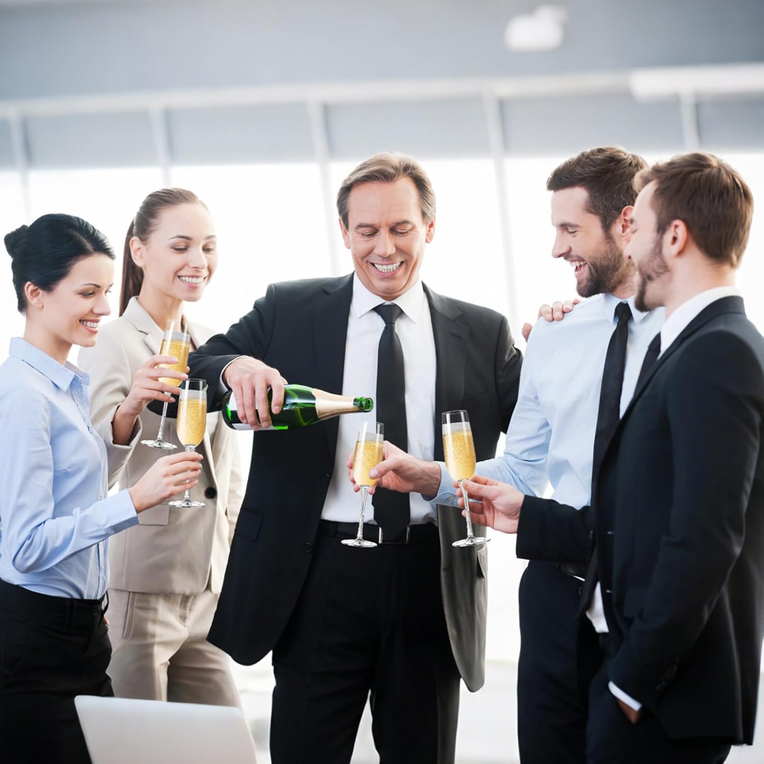 Hanjue Champagne Glasses Set of 2, Clear Champagne Flutes 7 Oz – Ideal for Gifts,Parties, Wedding, Christmas, Long-lasting and Reusable Bar Glassware (Gold)