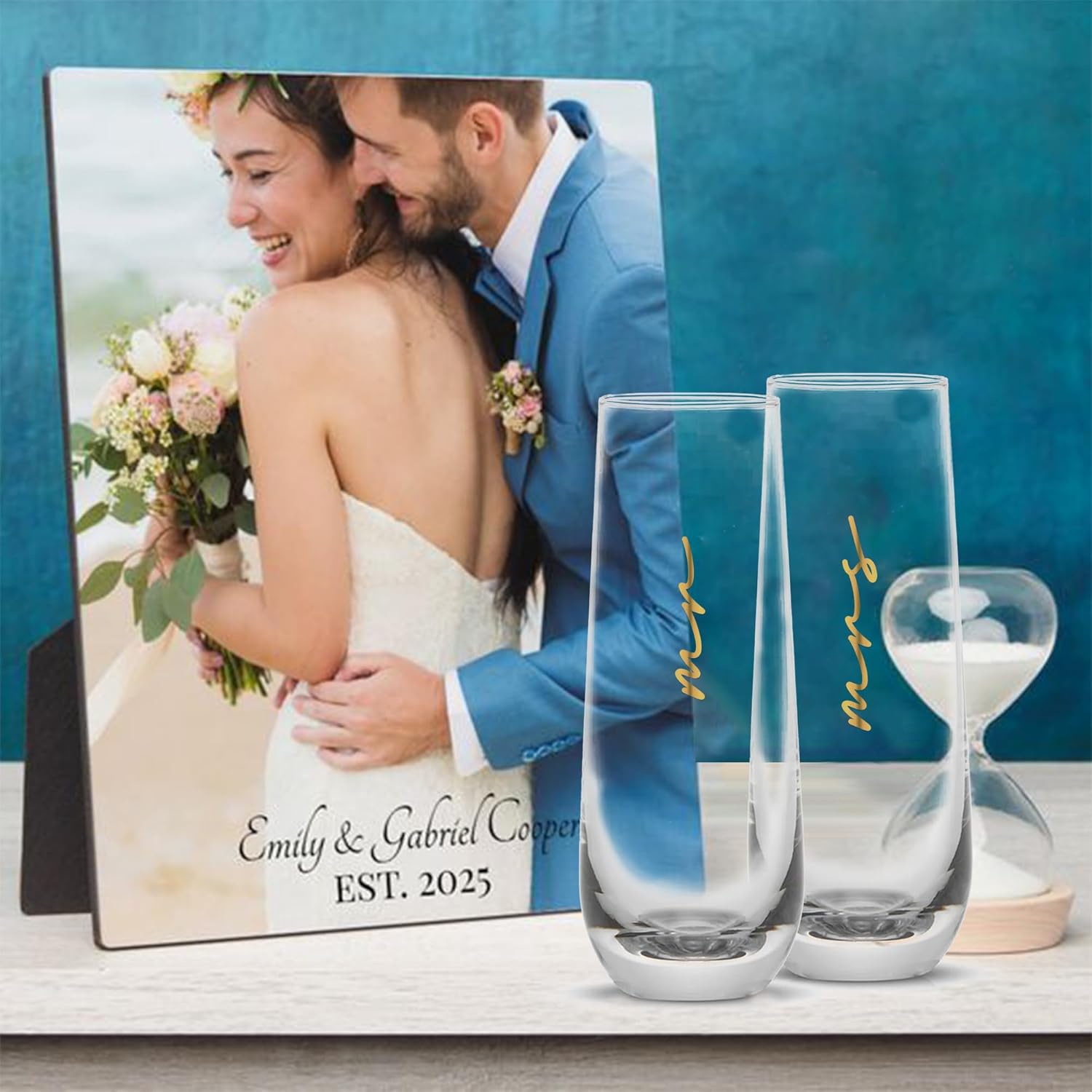 LADY&HOME Mr and Mrs Stemless Champagne Flutes Set of 2, 10oz Bride and Groom Champagne Glasses for Wedding Newlyweds Engagement(Mr and Mrs)