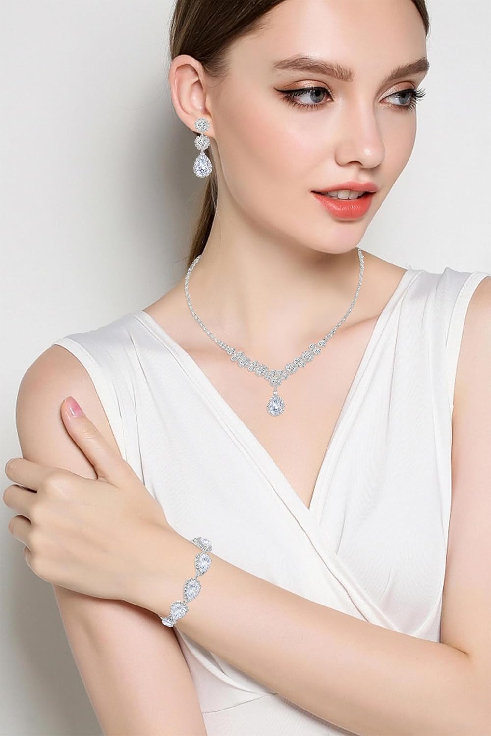 Silver/Gold Rhinestone Crystal Wedding Bridal Bridesmaids Earrings Bracelet Set for Women Brides Bridesmaids Crystal Rhinestone Bracelet Earrings Set for Wedding Bridal Prom Pageant