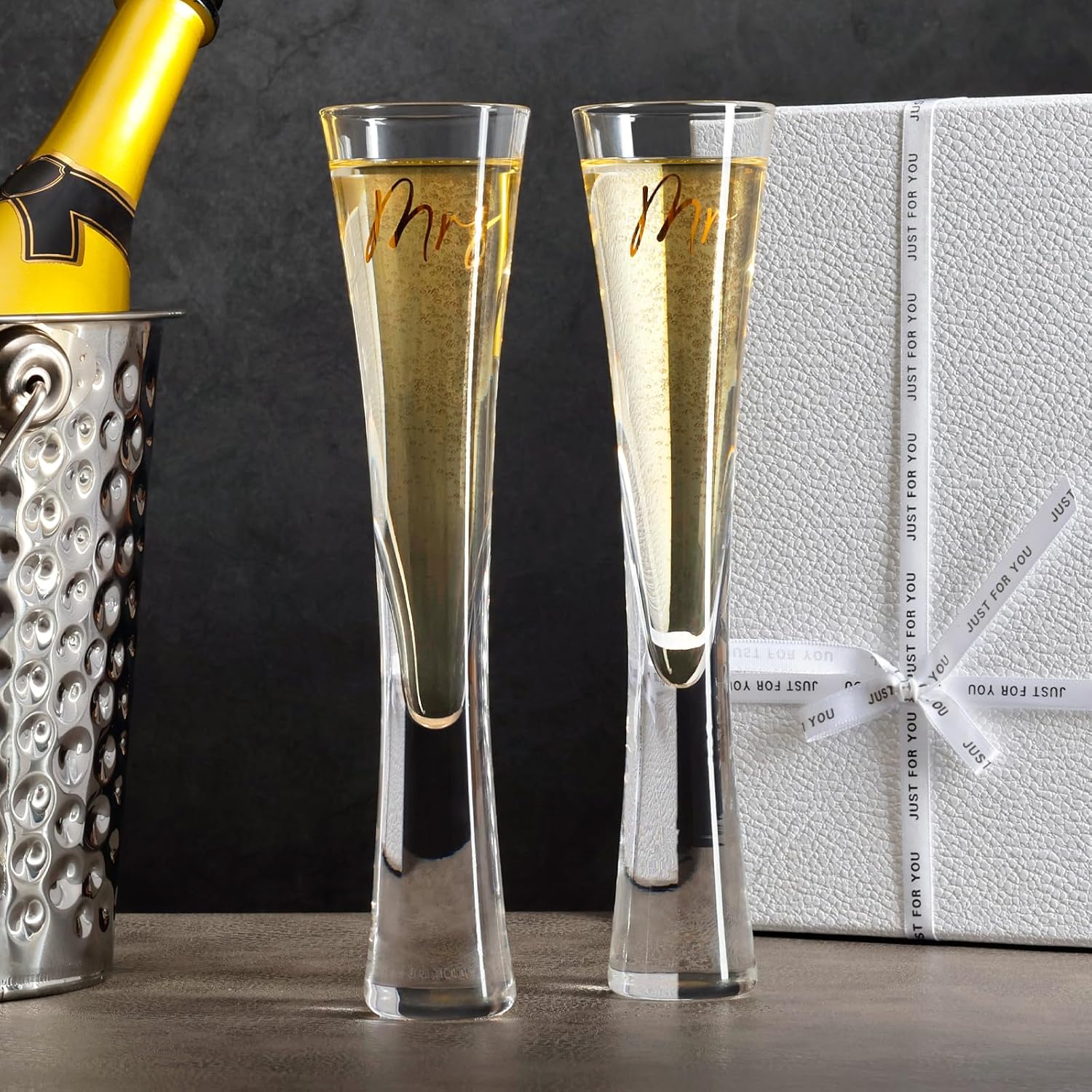 NUTRIUPS Mr & Mrs Champagne Flutes, Wedding Toasting Flutes for Bride and Groom, Hand Blown Crystal Prosecco Glasses for Anniversary, Set of 2