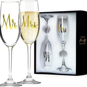 Your Dream Party Shop Mr. and Mrs. Champagne Flutes, 6oz Each- Wedding Glasses for Bride and Groom Sets, Perfect Wedding Toasting Glasses - Bride and Groom Gifts - Mr and Mrs Gifts