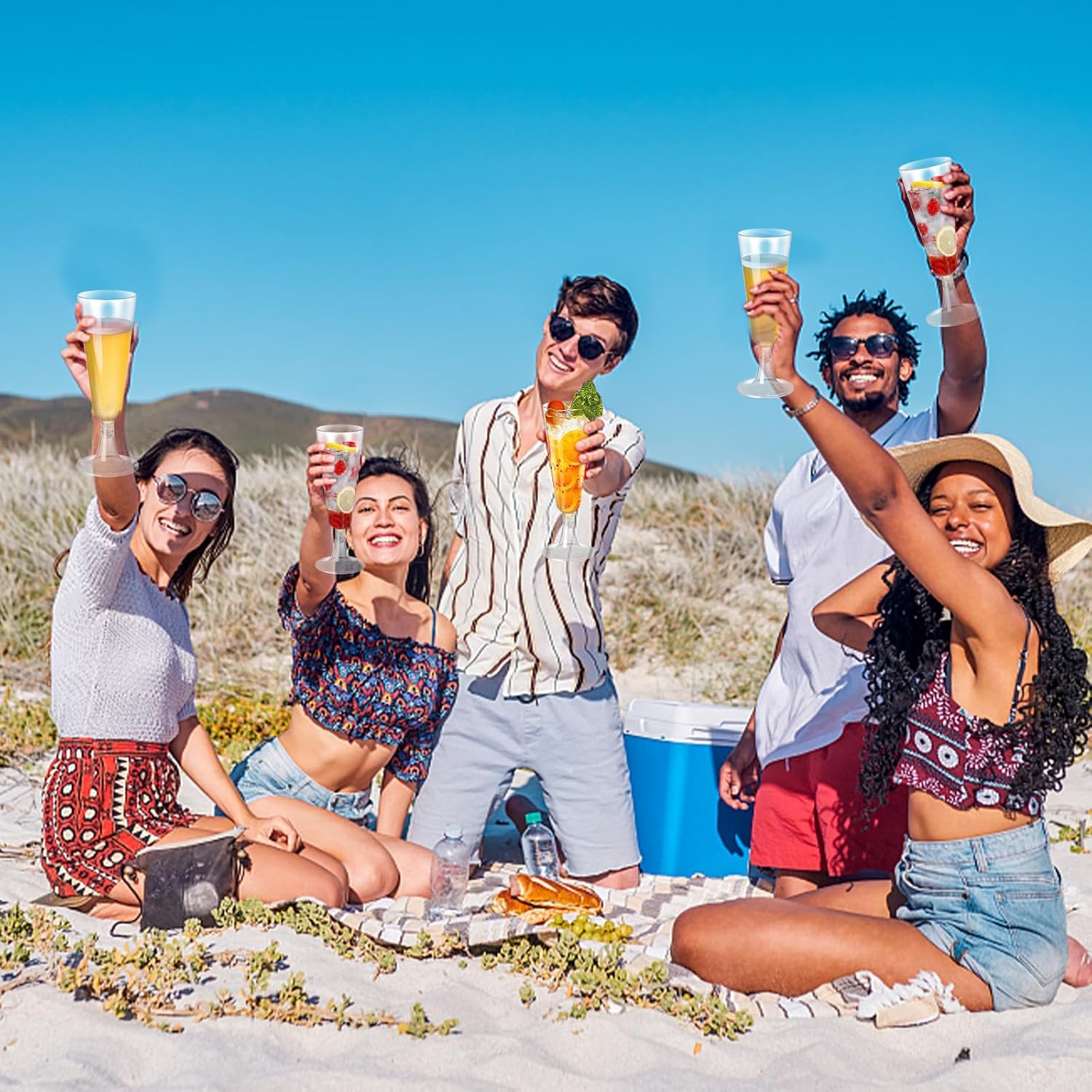 SUREHOME Plastic Champagne Flutes 40 Pack Disposable Champagne Glasses 5oz Clear Plastic Mimosa Glasses Wedding Cocktail Cups Bulk for New Years Eve Party Supplies 2025 Engagement Birthday Decorations