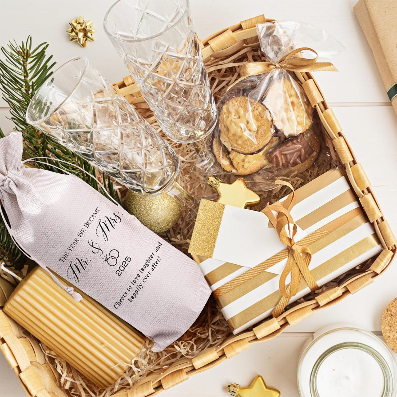 Wedding Wine Bag for Mr & Mrs 2025 Reusable Champagne Bottle Holder, Anniversary & Bridal Shower Gift, Elegant Keepsake for Couples