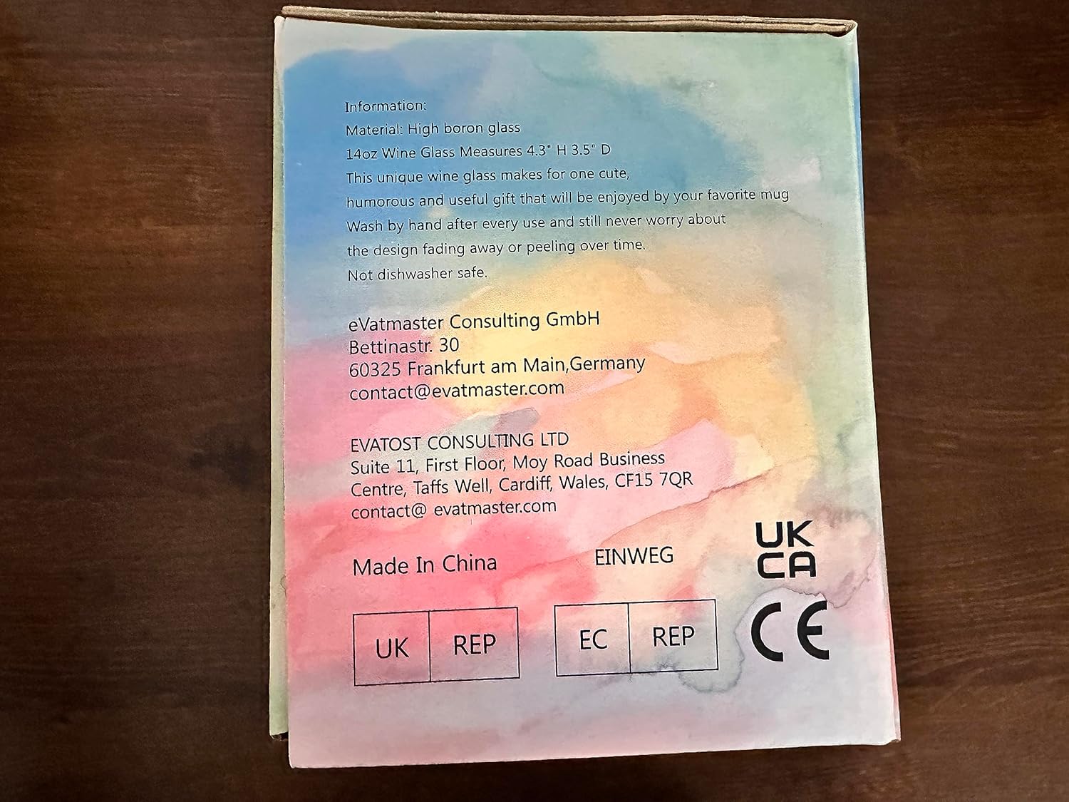 Mr and Mrs Wine Glasses Set, Couple Mug Wedding Gifts, Golden Engagement Anniversary Presents for Bride and Groom, Husband & Wife, Bridal Shower Newlywed, Boy And Girl Friend