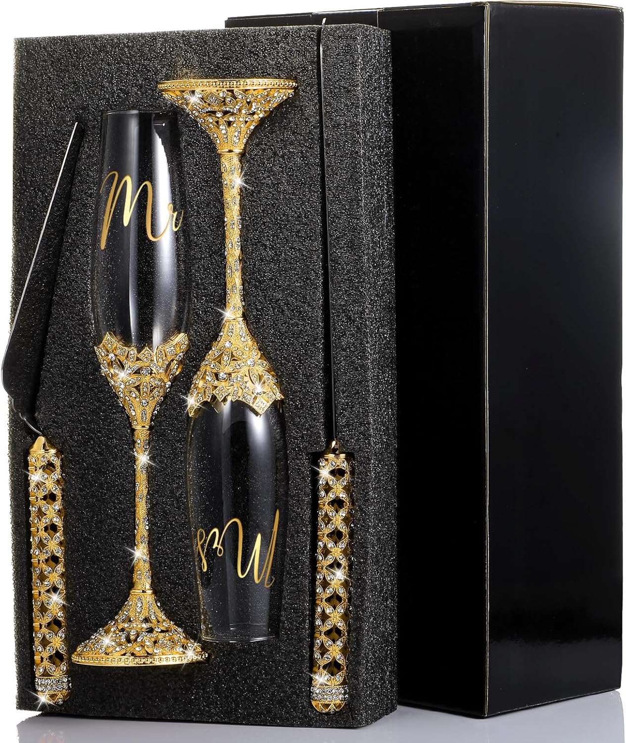 Sratte 4 Pcs Wedding Cake Knife and Champagne Flutes Server Set, Toasting Crystal Rhinestone Champagne Flutes Glasses Cake Knife Pie Server Wedding Gifts for Couple Bride Groom (Gold,Elegant)