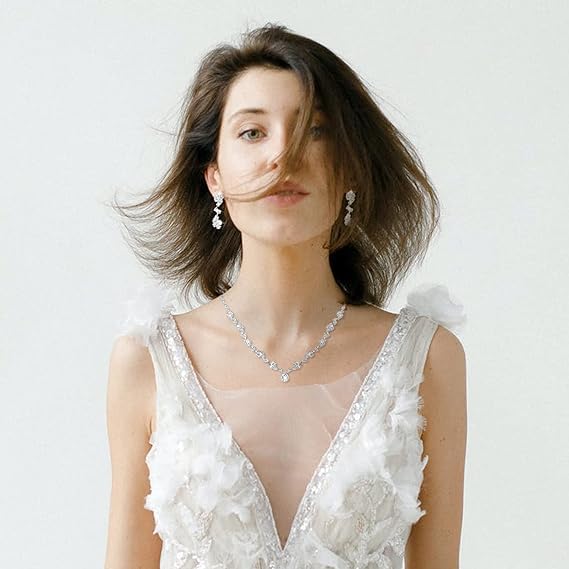 Silver Crystal Bridal Jewelry Set, Teardrop Dangle Earrings Rhinestone Necklace Bracelet for Bride Bridesmaid Crystal Bridal Wedding Party Jewelry Sets