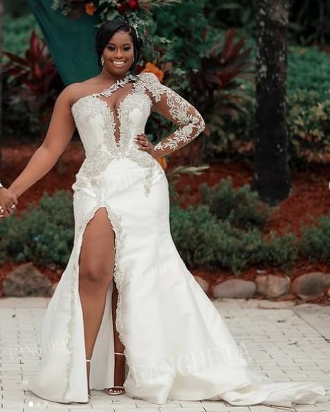 One Shoulder Satin Wedding Dresses Long Sleeve Mermaid Crystals Beaded Bridal Wedding Gowns with Slit