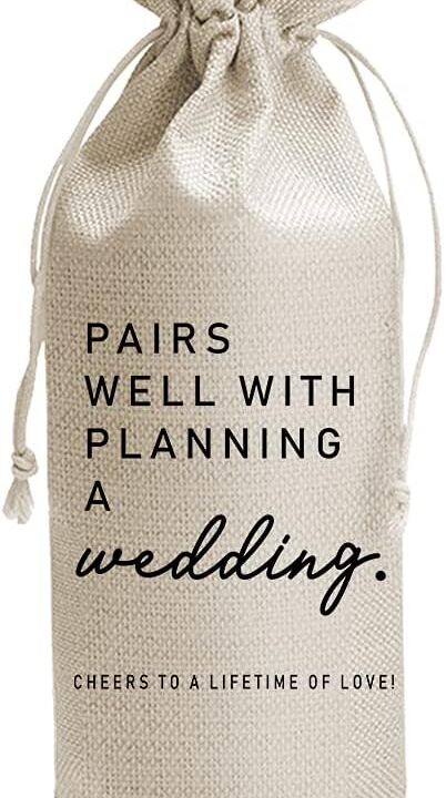 JioJio Chan Pairs Well With Planning a Wedding Wine Bag, Engagement, Funny Personalized Burlap Drawstring Wine Bag for Friend Newlyweds, Wedding Party Decorations (J353)