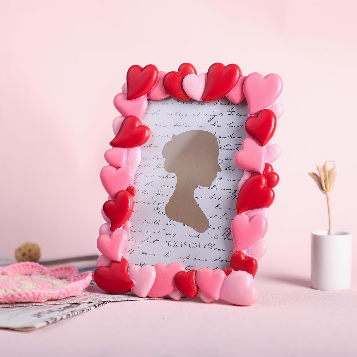 SOCOSY Red Pink Hearts Pattern Photo Frame, Resin Card Photo Frame Picture Frame for Desktop Table Top Display, Home Decoration, Photo Gallery