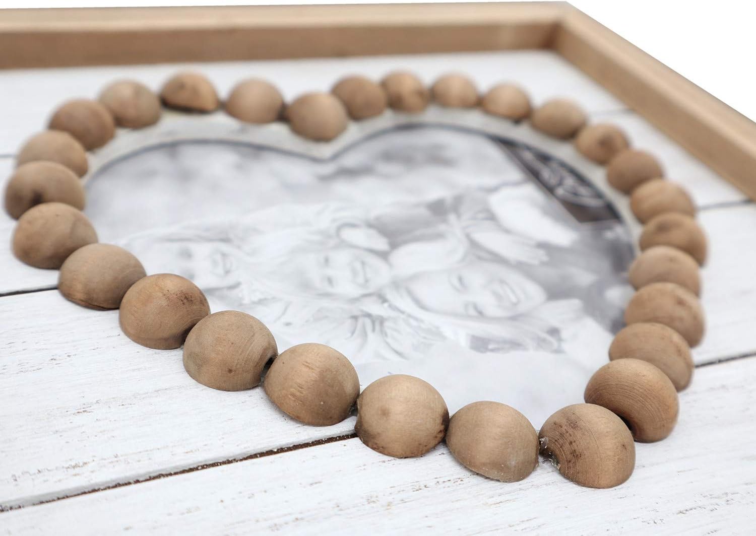 PARISLOFT Wood Heart-Shaped Picture Frames|Cute Farmhouse Style Vintage Photo Frame with Wood Beads.