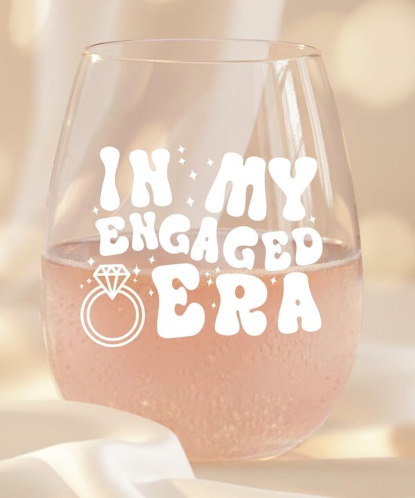 LITTLEBIGGER Engagement Gifts for Couple - Bride Wine Glass  Elegant Engagement Gifts for Women, 15 oz Scratch-Resistant Wine Glasses - Future Mrs Keepsake, In My Engaged Era Design (White)