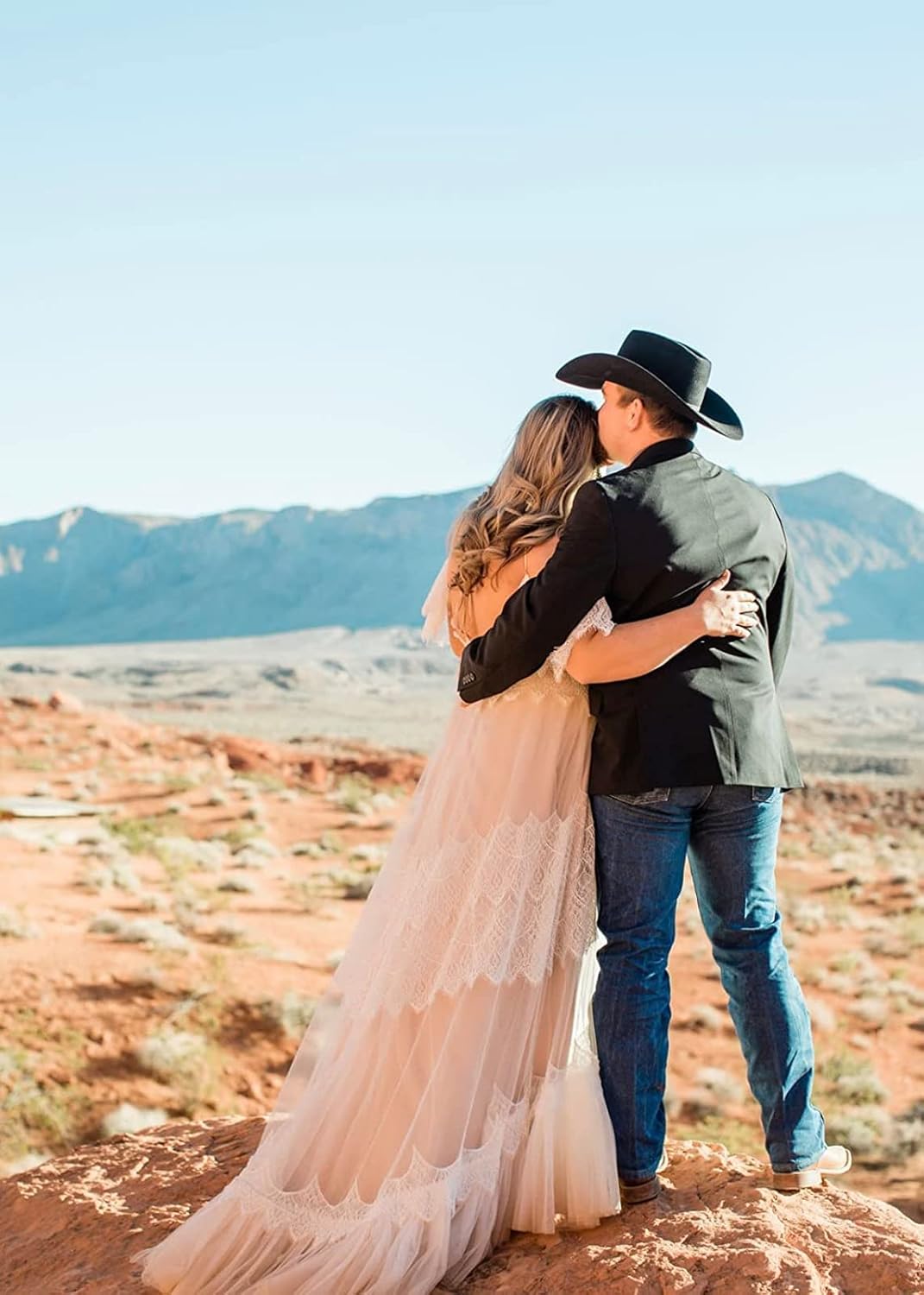 Women’s Wedding Dresses Chic Lace Evening Dresses V Neck Ruffle Sleeves Beachy Boho Outdoorsy Wedding Gowns