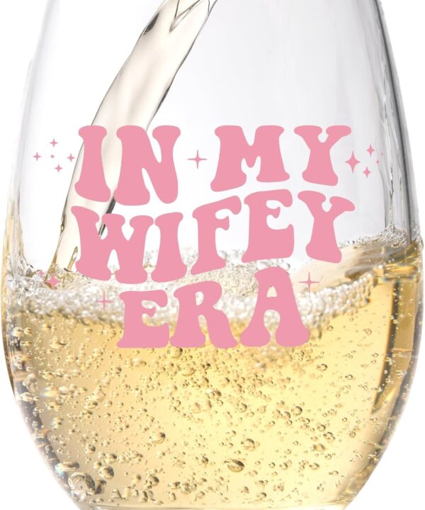 In My Wifey Era Wine Glass - Wedding Gifts for Her - Bridal Shower Fiancee Gift for Women - Future Mrs and Bride to Be - Boyfriend and Girlfriend Engagement Party Gift - Bachelorette Party Favor