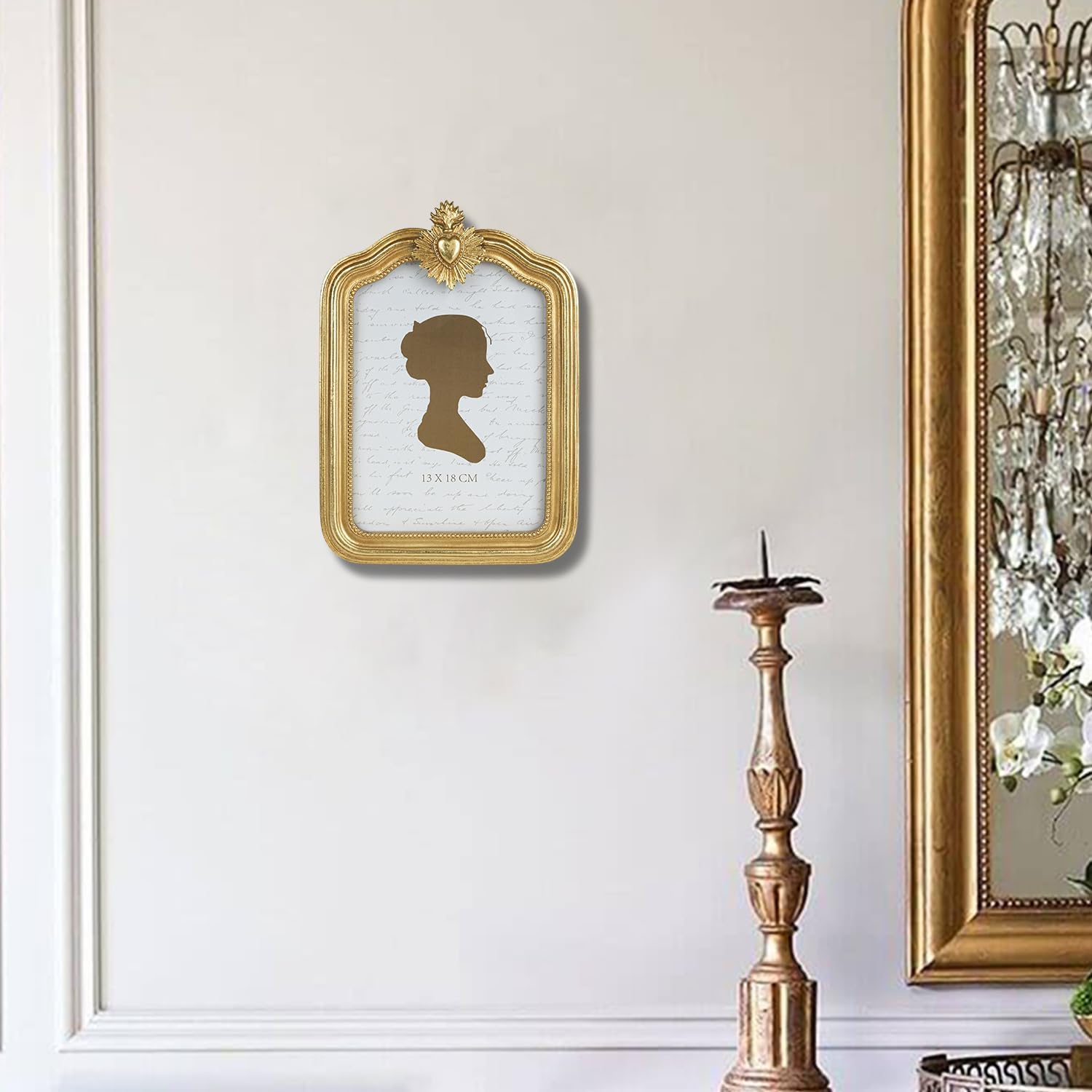 Sunlit Vintage Picture Frame 5×7 Inch, Antique Photo Frames with Glass Front, Small Heart Luxury Photo Display, Tabletop Wall Hanging, Gift Ideas, Gold