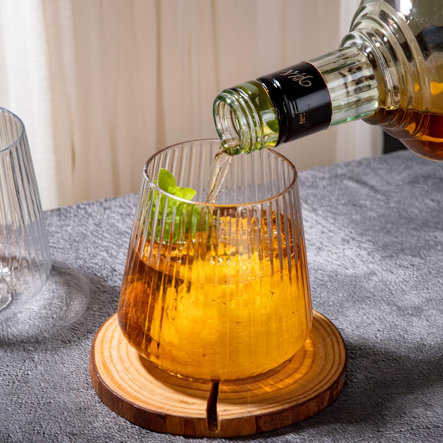 Ciaell 30 Pack Plastic Ribbed Wine Glasses – 14 OZ Thicker Origami Stemless Disposable Wine Champagne Whiskey Unbreakable Clear Cocktail Glass, Reusable Wine Cups for Home Party Wedding Bar