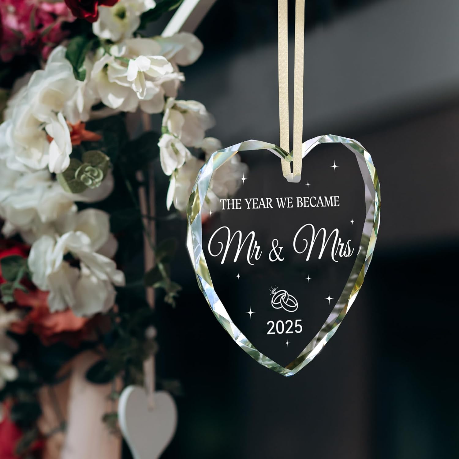 Wedding Gifts for Couples 2025, Mr and Mrs Gift Bridal Shower Gifts Wedding Gift Just Married Decorations for Bride, Newlywed Couple Just Married Ornaments