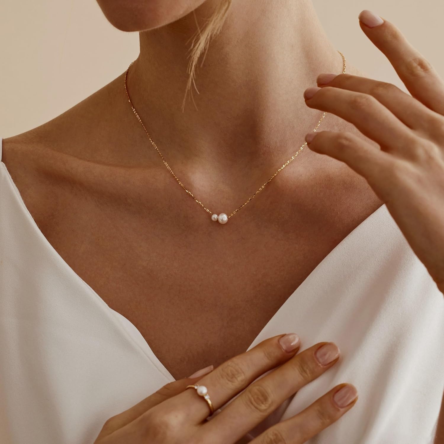 Gold Pearl Necklaces for Women Trendy 14k Gold Plated Dainty Necklace Simple Pearl Drop Single Charm Pendant Necklace Women’s Jewelry Best Friend Birthday Gifts Gold Jewelry for Women