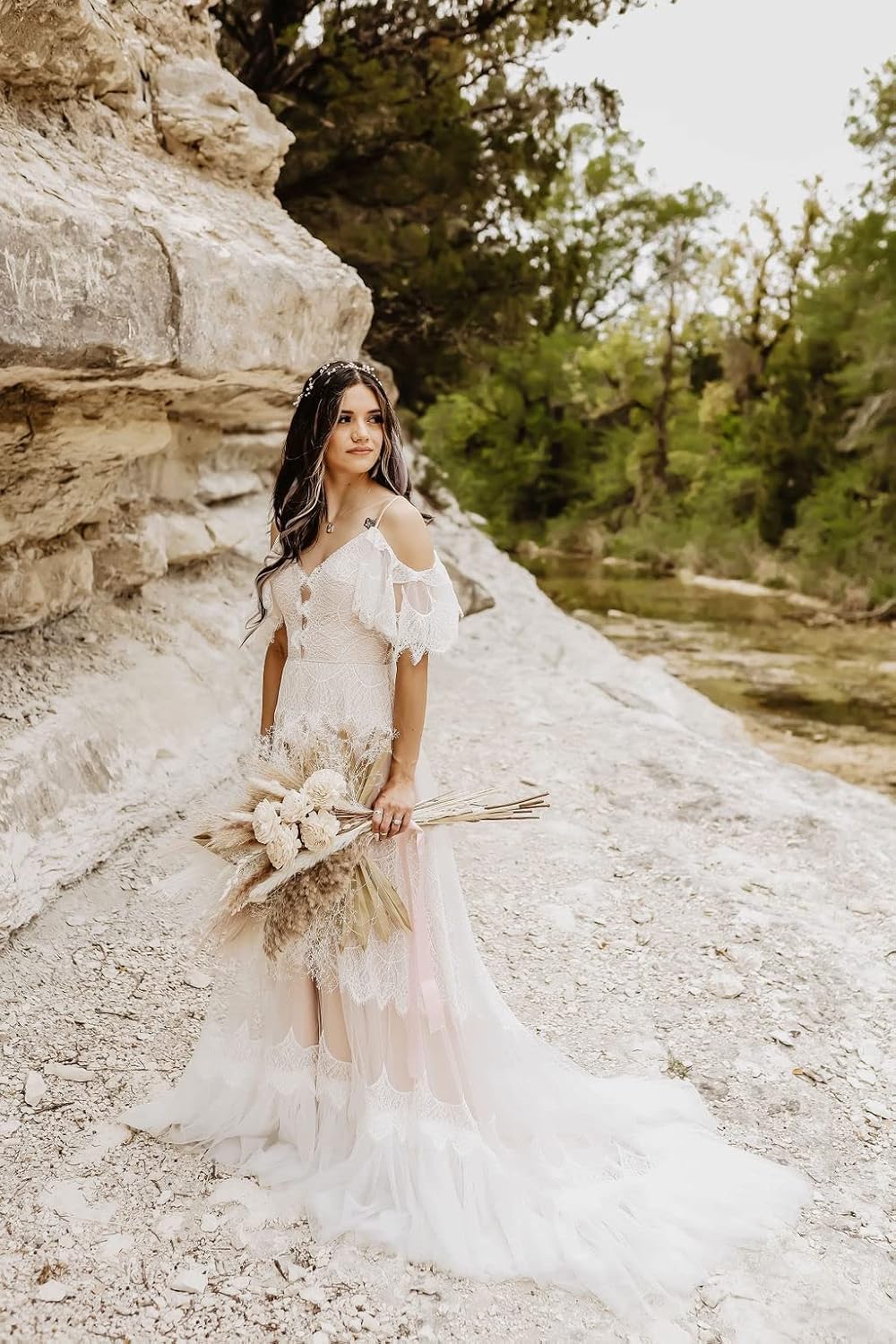 Women’s Wedding Dresses Chic Lace Evening Dresses V Neck Ruffle Sleeves Beachy Boho Outdoorsy Wedding Gowns