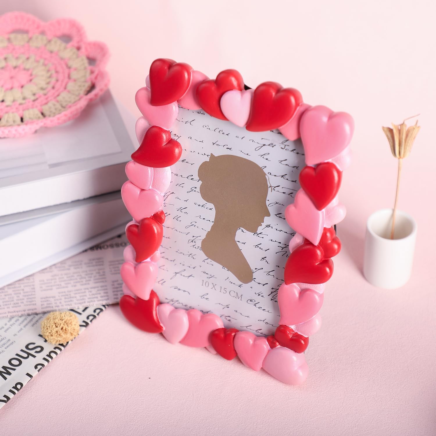 SOCOSY Red Pink Hearts Pattern Photo Frame, Resin Card Photo Frame Picture Frame for Desktop Table Top Display, Home Decoration, Photo Gallery