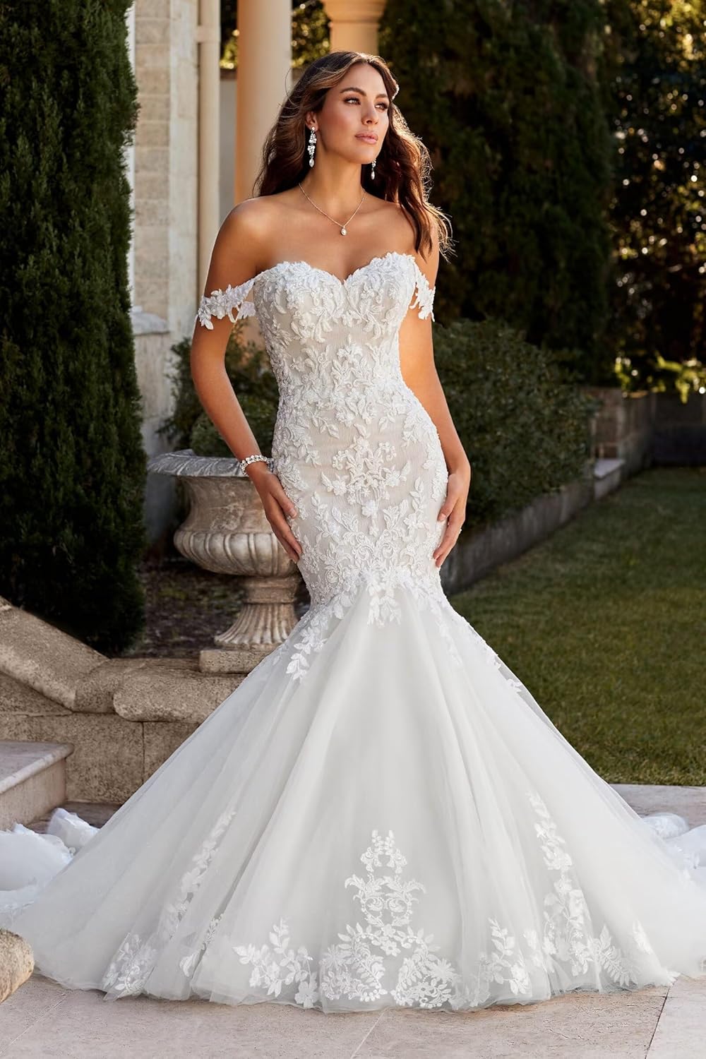 Zeeyecie Off Shoulder Tulle Wedding Dresses Mermaid Lace Applique V-Neck Bridal Gowns with Train for Brides