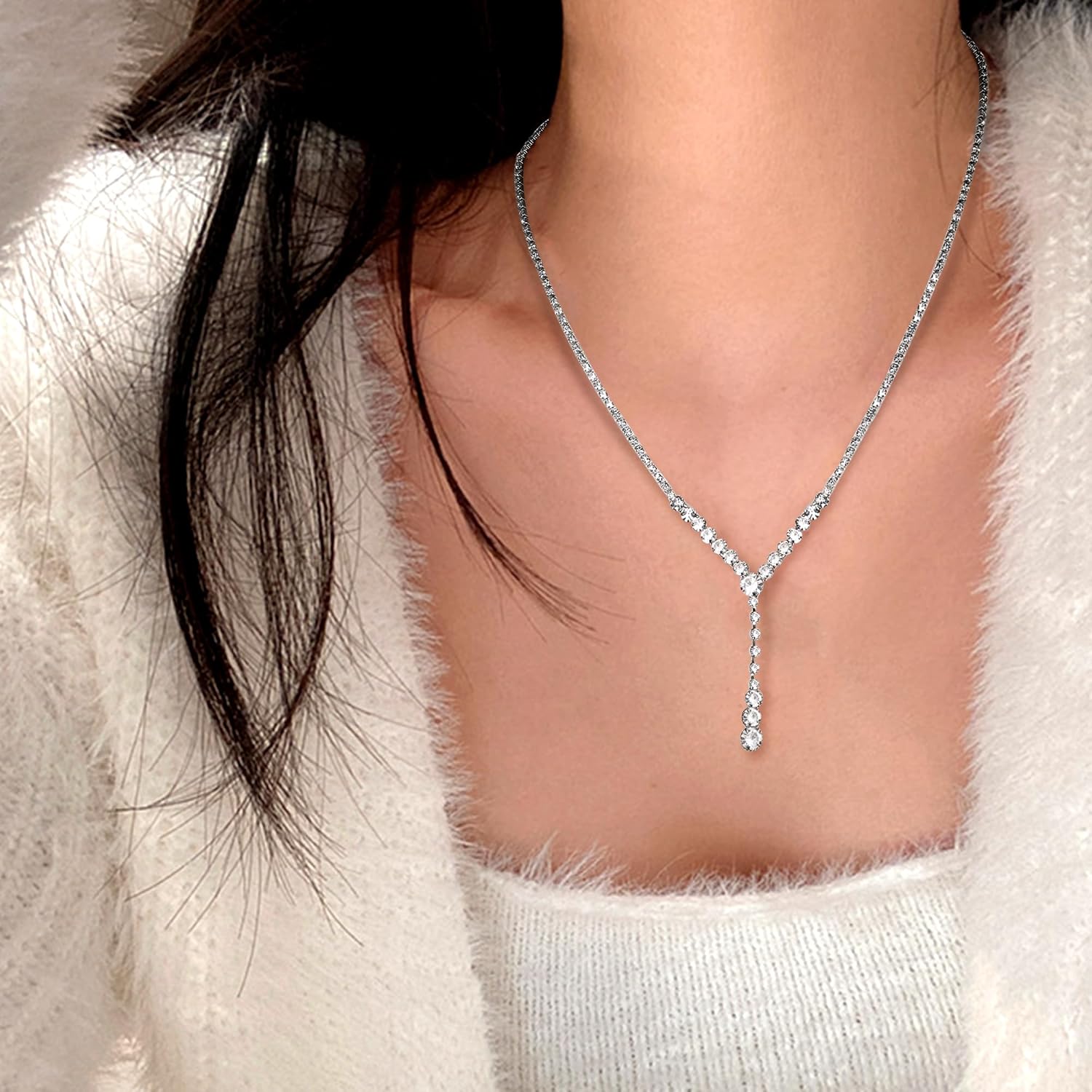 LOYALLOOK Crystal Silver Necklace and Earrings with Crystal Bracelet for Women Teardrop Dangle Earrings Rhinestone Necklace Bracelet for Bride Bridesmaid Crystal Bridal Wedding Party Jewelry Sets