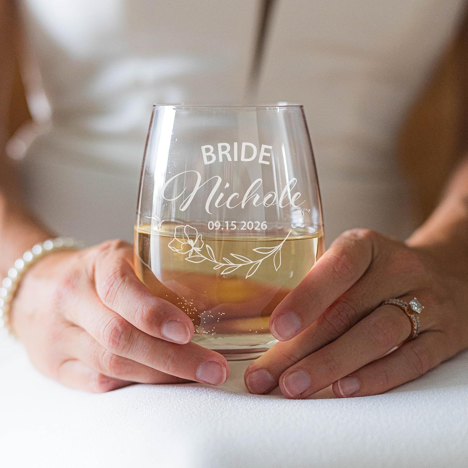 Personalized Wine Glasses Set, Custom 15oz Stemless Wine Glasses – Monogrammed Bridesmaids Wedding Glasses, Engraved Bride, Bridesmaid Gifts for Wedding Party (Wine-Stemless, 5 Pack)