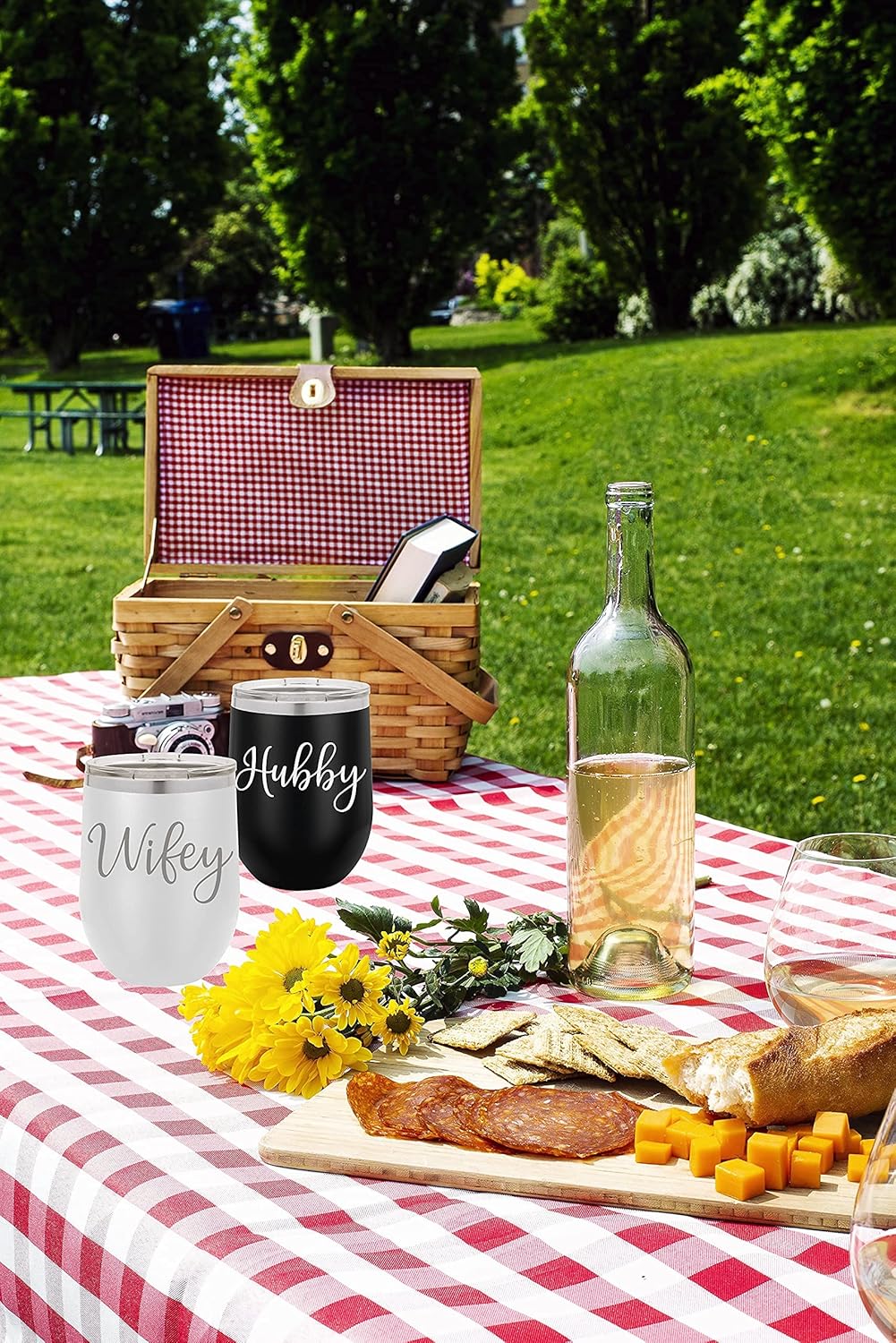 Wifey & Hubby 12 oz. Insulated Wine Glasses Set – Modern Engraved Wedding Gift Drinking Tumblers Couples Gifts Black/White, Wine Glass Set and Wedding Essentials