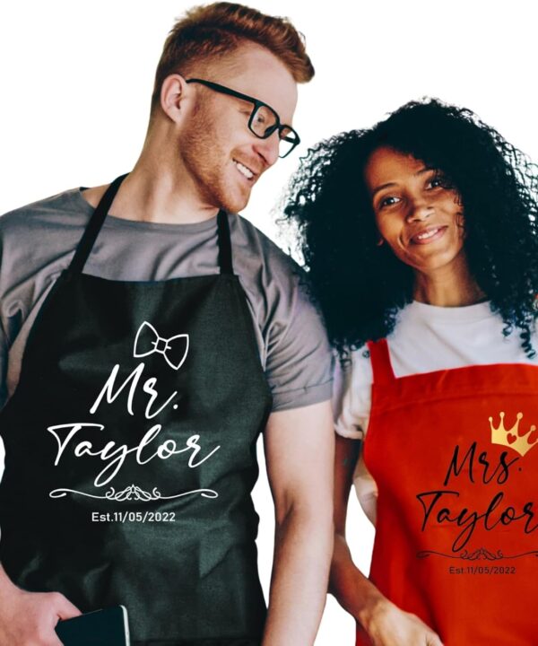 Mr. & Mrs. Custom Name Aprons – Personalized Couples Aprons with Date, Matching Cooking Aprons for Wedding, Engagement, Anniversary, Bridal Shower Gifts, Valentine’s Day Kitchen Gift for Him and Her