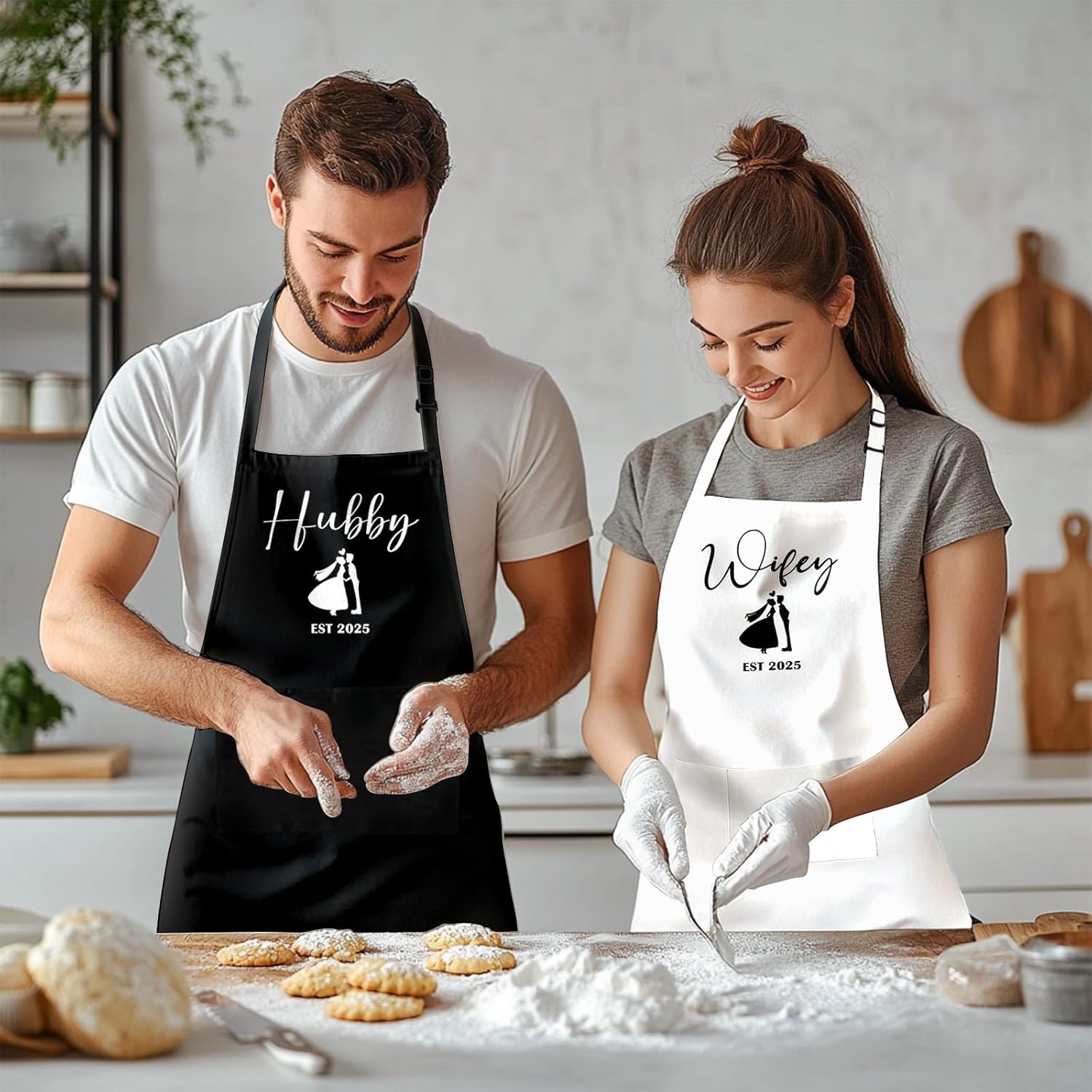 Couple Gifts Funny Aprons for Couple Wedding Engagement Gifts