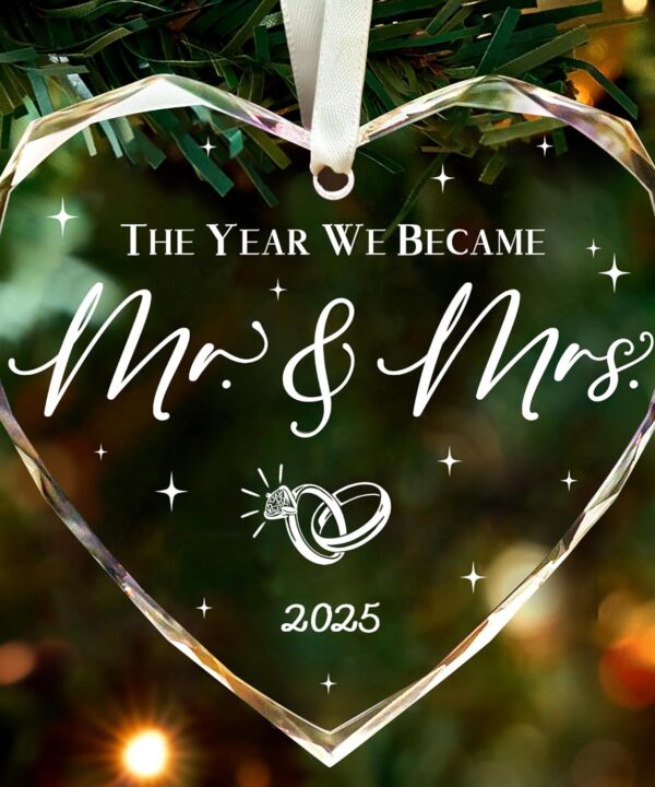 Wedding Gifts, Mr and Mrs Gifts,Bridal Shower Gifts,Wedding Gifts for Couples 2025, Just Married Gift for Newlywed Couple, Bride,Crystal Glass Ornament