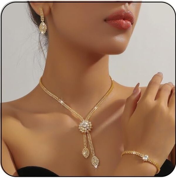 Rhinestone Earrings Necklace Bracelet Set for Women,Vintage Flower Crystal Earrings Necklaces Sparkly Bridal Necklace Bracelet Set Wedding Party Jewelry